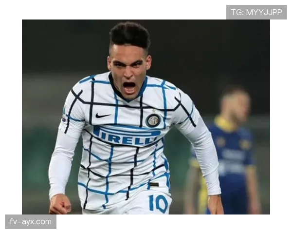 什克里尼亚尔持续技术突破,防守能力稳步提升,铸就球队后防坚固屏障 什克里尼亚尔持续技术突破,防守能力稳步提升,铸就球队后防坚固屏障