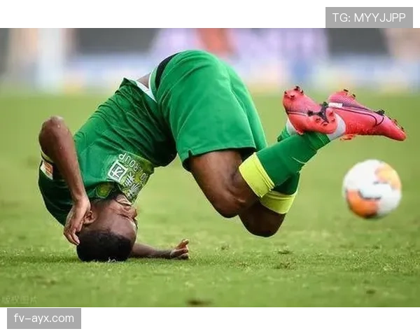 上海申花崛起背后的战术内核,为何这种战术体系屡屡展现争冠实力却隐忧重重 上海申花崛起背后的战术内核,为何这种战术体系屡屡展现争冠实力却隐忧重重