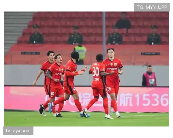上海海港联赛统治力:赛季走势稳定性受关注 上海海港联赛统治力:赛季走势稳定性受关注